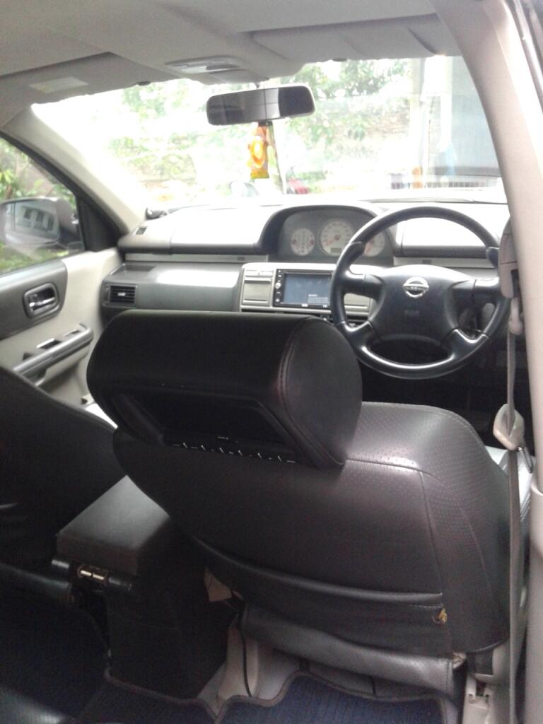Nisan Xtrail 2.5 ST thn 2004