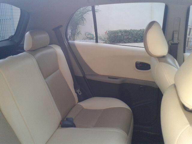 DI jual Toyota Yaris Type J thn 2011 bulan 2