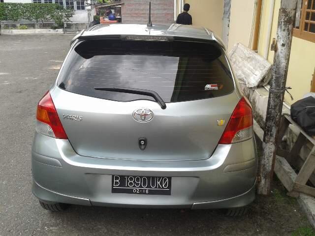 DI jual Toyota Yaris Type J thn 2011 bulan 2