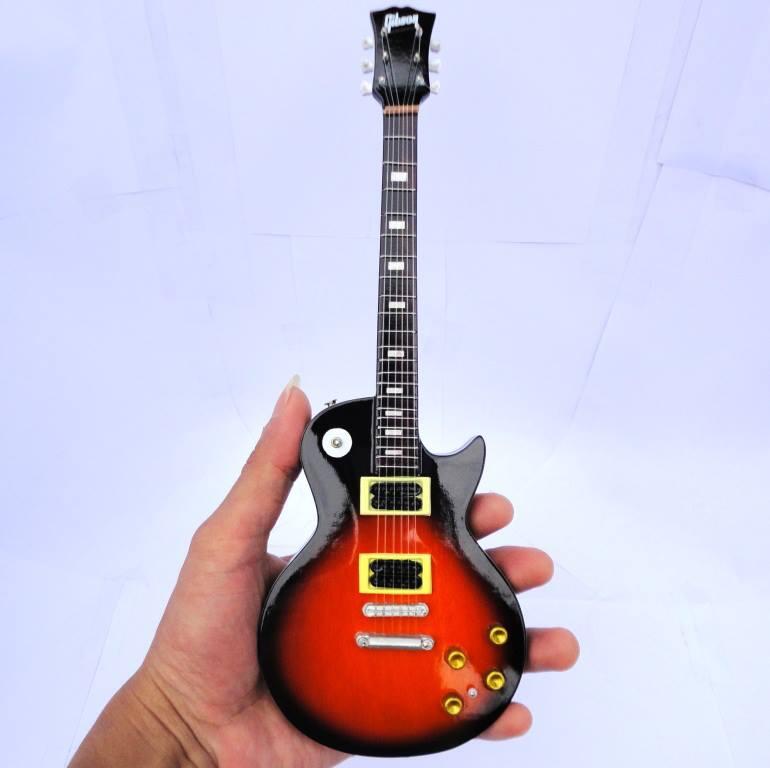 Miniatur Alat Musik