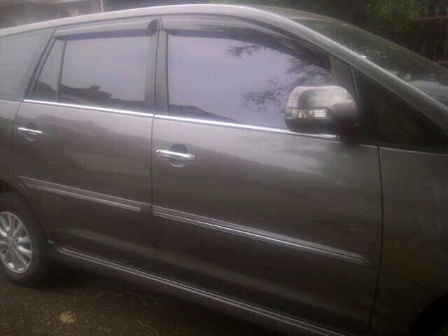 Jual Innova type V thn 2014 M/T Abu2 Metalik