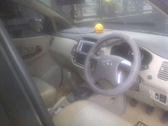 Jual Innova type V thn 2014 M/T Abu2 Metalik