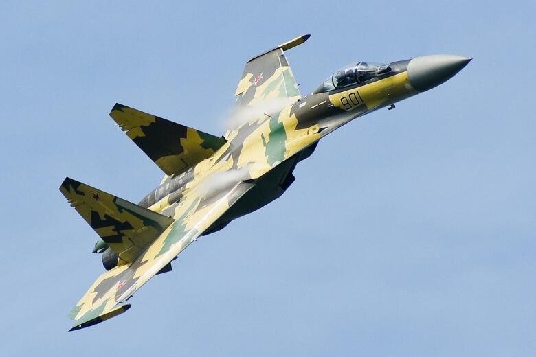 AMERIKA AKUI HANYA RAPTOR YANG MAMPU IMBANGI SU-35
