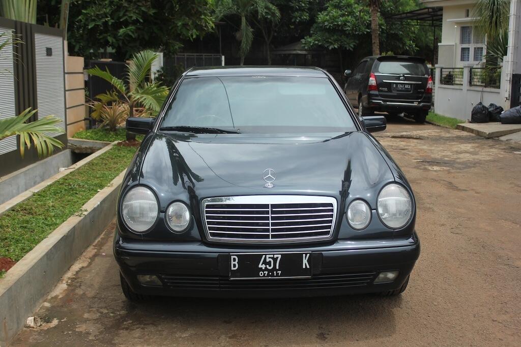 Mercedes Benz W210 New Eyes E230'97 Istimewa
