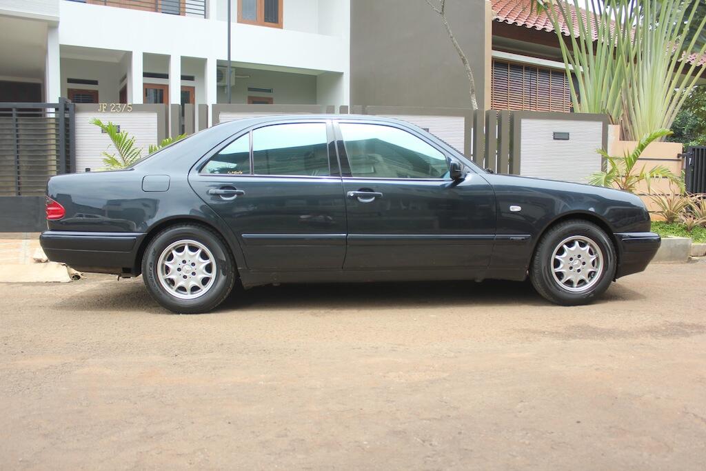 Mercedes Benz W210 New Eyes E230'97 Istimewa