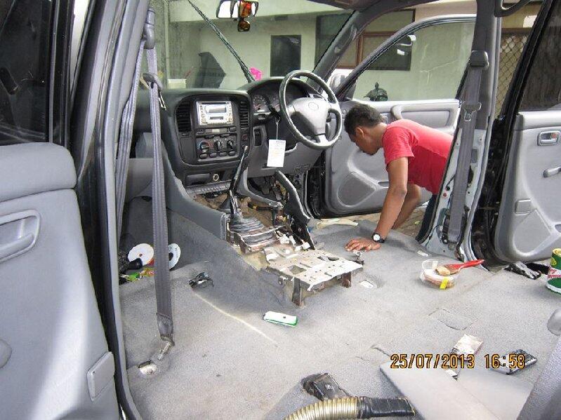 SALON MOBIL SERVICE PANGGILAN MELAYANI DI KANTOR/ DI RUMAH