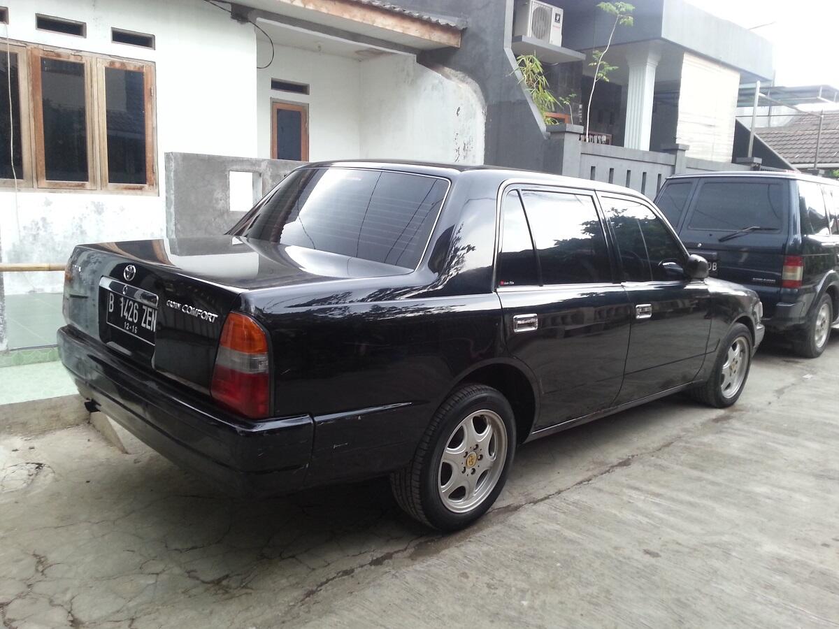 TOYOTA CROWN DIESEL 2003 MT CAKEP