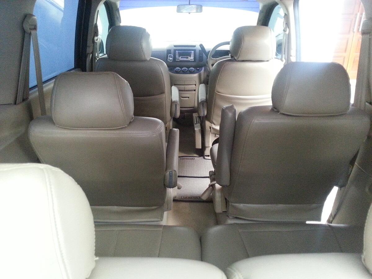 NISSAN SERENA CT 2004 AT BAGUS