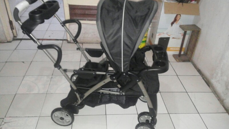 room for 2 stroller