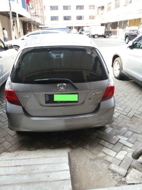 JUAL MOBIL HONDA JAZZ IDSC 2007