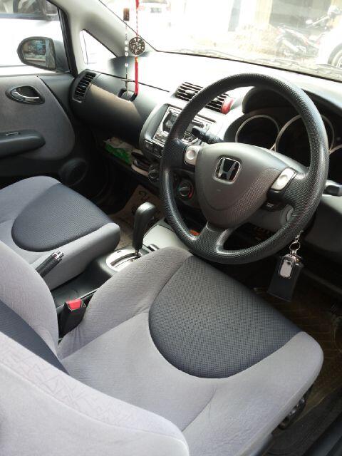 JUAL MOBIL HONDA JAZZ IDSC 2007