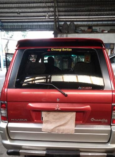 Jual Mitsubishi Kuda Grandia 2000cc (Bensin) Tahun 2003