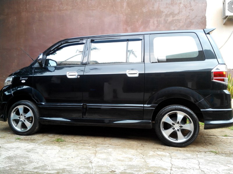 Suzuki APV Luxury 2010 Istimewa