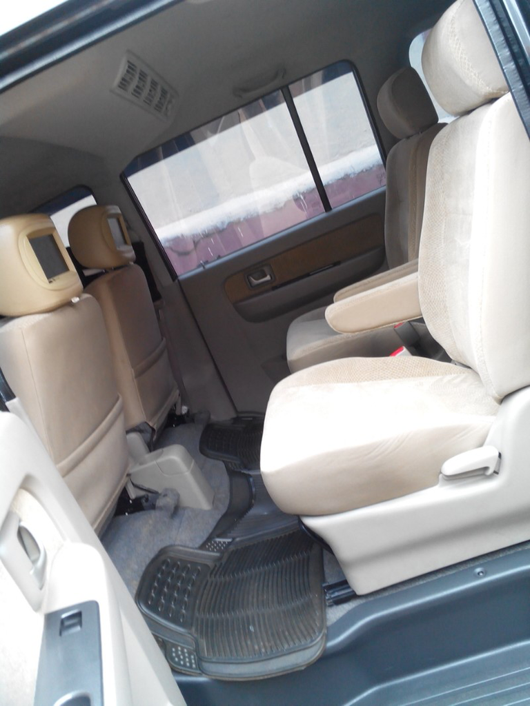 Suzuki APV Luxury 2010 Istimewa
