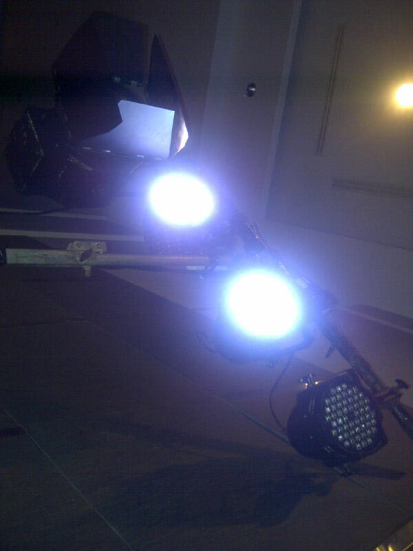 Sewa Rental LIGHTING LAMPU PANGGUNG RIGING SMOKE MACHINE PAR LED MOVING HEAD