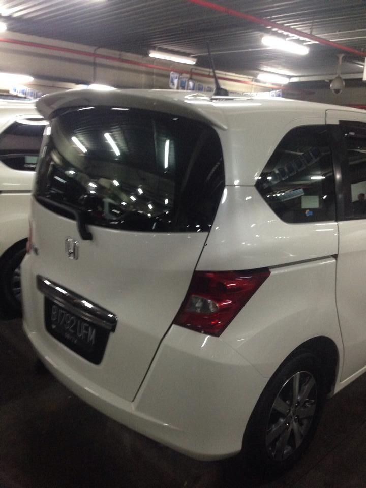 honda freed 2009 psd