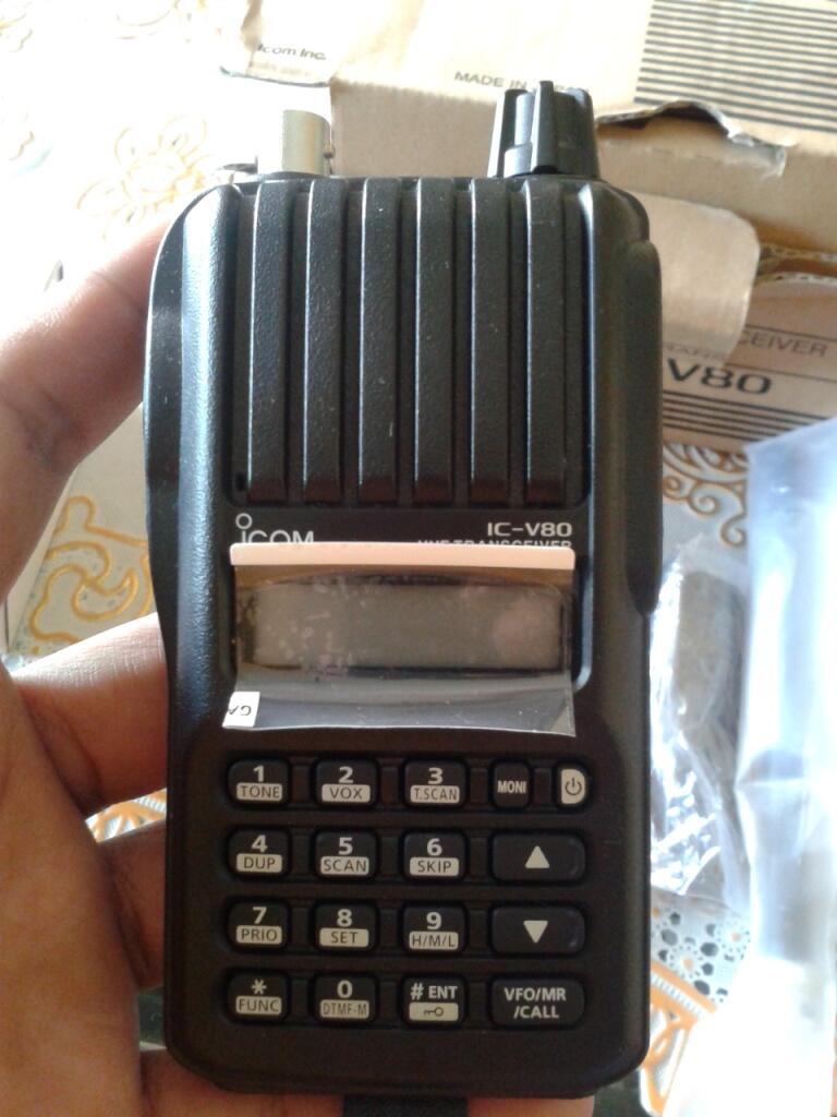 HT Icom IC-V80 BNOB