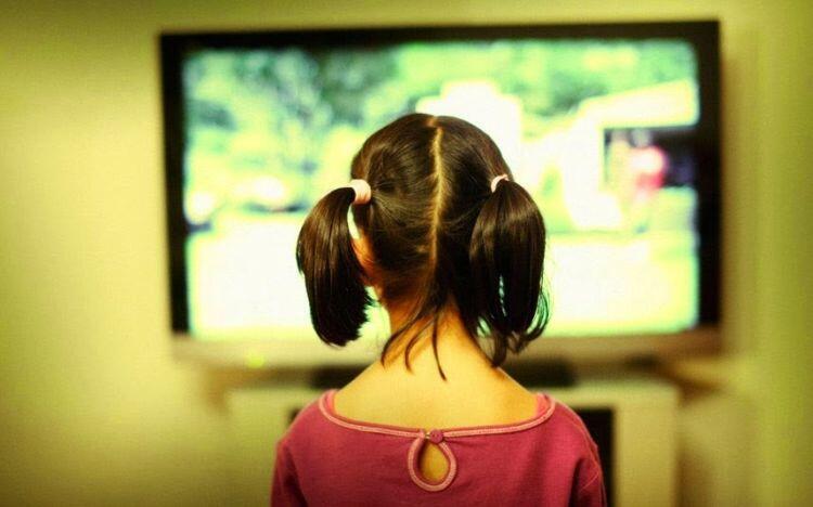Alasan Kenapa Agan Harus Mulai Menjauhkan Diri Dari TV
