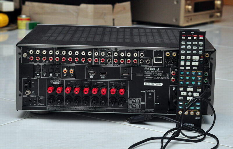 Terjual YAMAHA RXV663 7.2 channel A/V Receiver HDMI, DTS HD Master