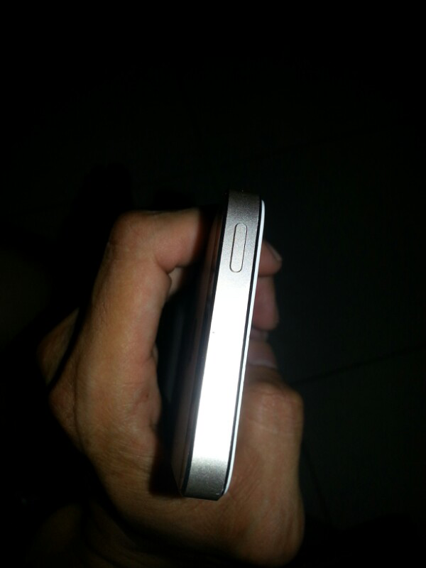 《★》apple iphone 5s 16gb verizon, gold white, works on gsm& cdma, yahud《♥》