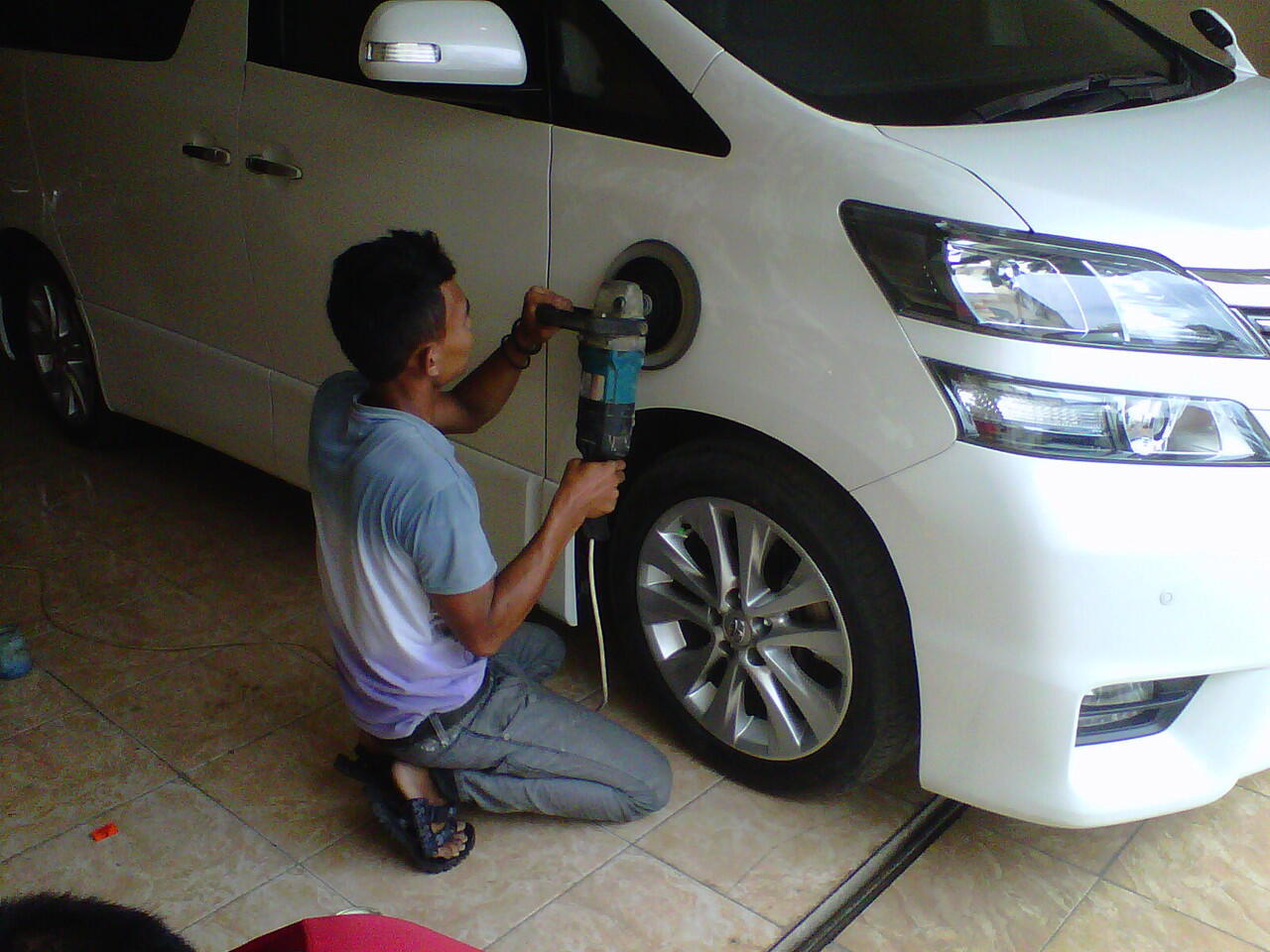 STAR SALON MOBIL ,TERIMA PANGGILAN