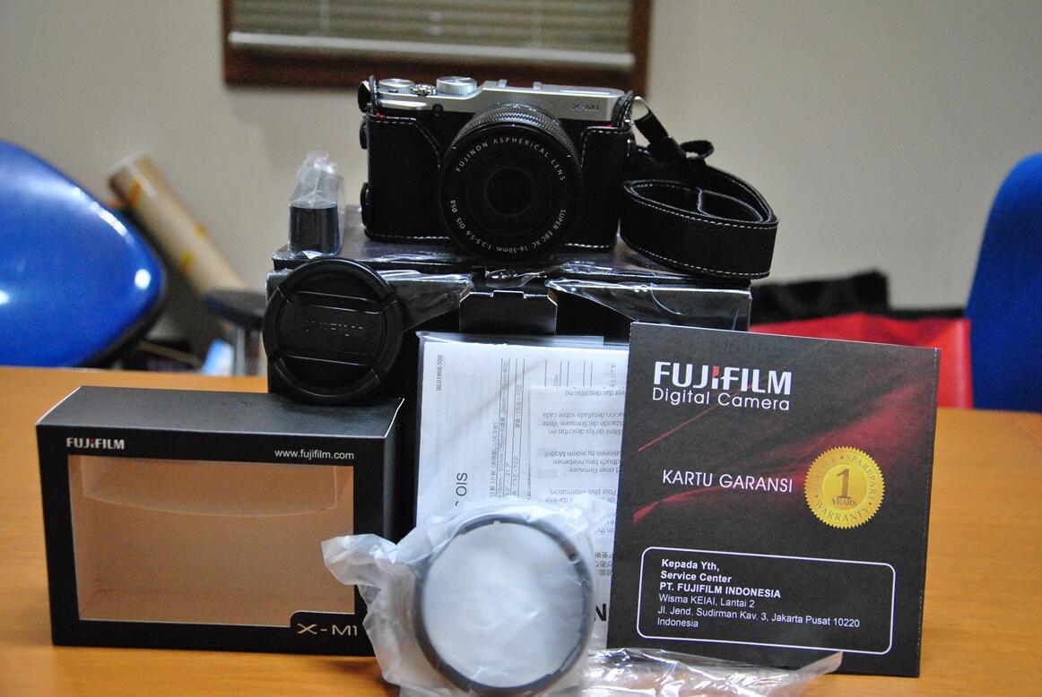 FUJI FILM X-M1 barang second kondisi Baru ! | Asoy Geboy!
