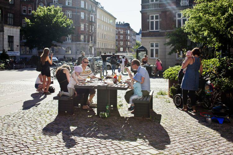 Orang Denmark Manusia Paling Bahagia Di Dunia!!!