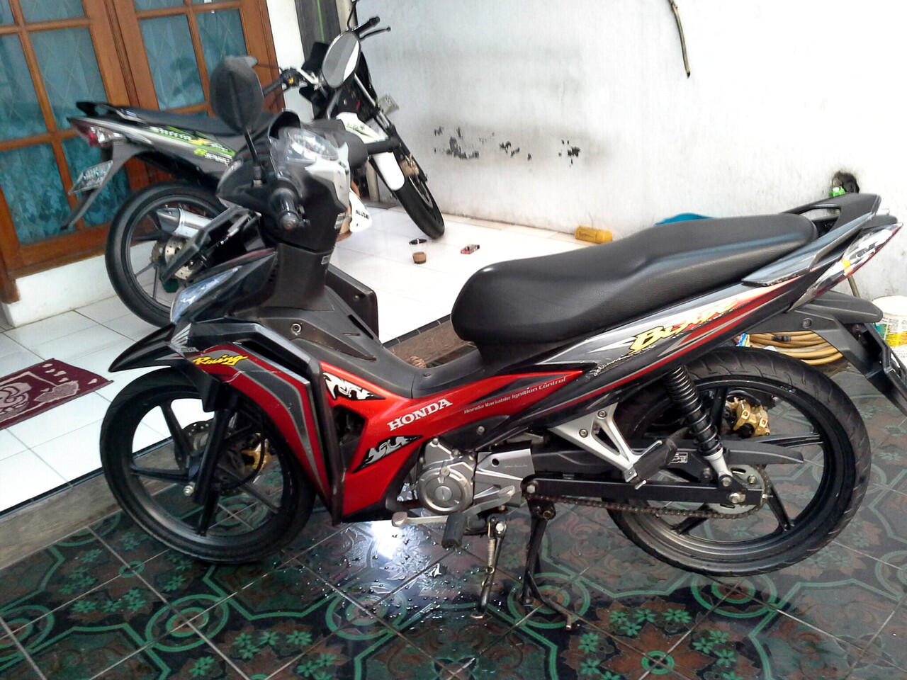 Jual Honda New blade 2011