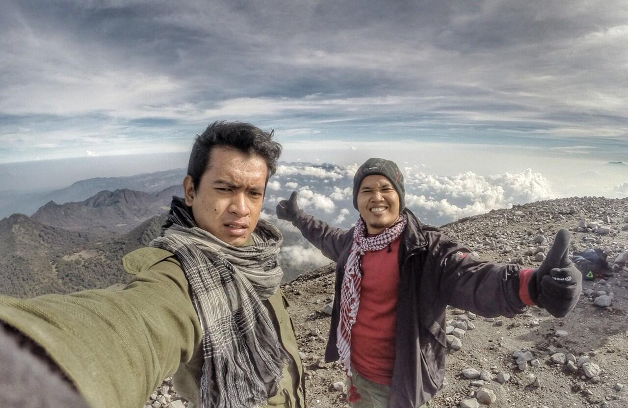 &#91;CATPER&#93; PERJALANAN KE PUNCAK PARA DEWA , SEMERU &#91;SHARING COST&#93;