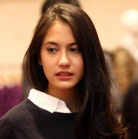 Tiga Artis Indonesia yg bergigi kelinci gan