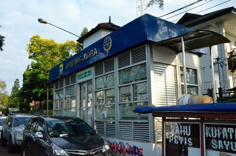 Nasib Halte (Warga Bandung Masuk)