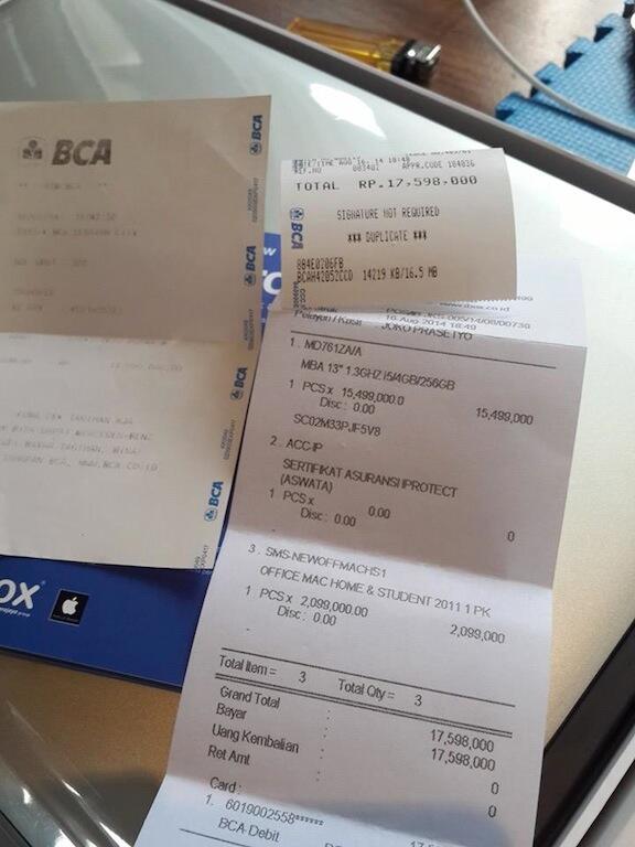 Macbook Air 13 MD761 ID/A 99% Like New, Resmi iBox Agustus 2015