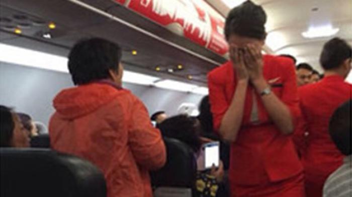 miris, sepasang kekasih aniaya pramugari air asia