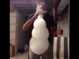 Hilangkan Bosan Merokok Dengan Smoking Tricks