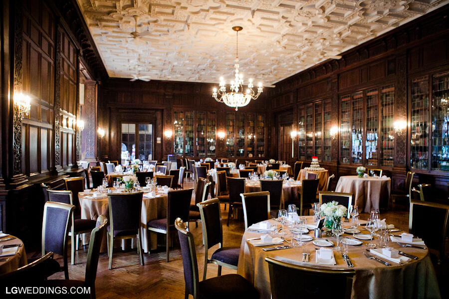 Kisah Cinta Kastil Casa Loma 