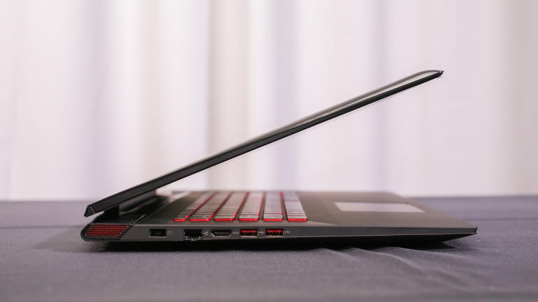 Terjual Brand New Lenovo Ideapad Y70-70, Touch Screen WITH 