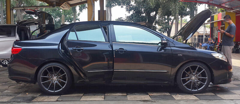 Velg Rep. 18 Inch 5x100 Concave + Achilles 225/40 + Per Espelir New Altis