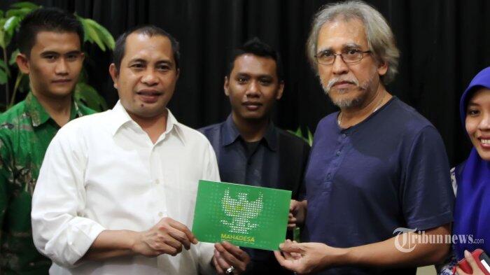 &#91;MANTAP..!!! &#93; Iwan Fals Gemetar dan Lemes Didatangi Menteri Marwan