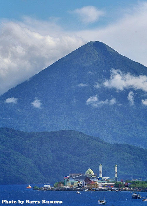 Ternate dan Tidore pusat Rempah Dunia. 