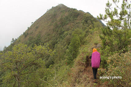 &#91;CATPER&#93; Harus nyoba kesini... Gunung Rakutak dan Danau Ciharus 29-30 November 2014