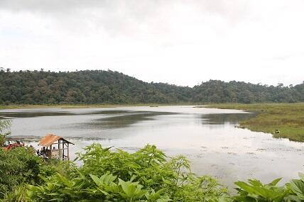 &#91;CATPER&#93; Harus nyoba kesini... Gunung Rakutak dan Danau Ciharus 29-30 November 2014