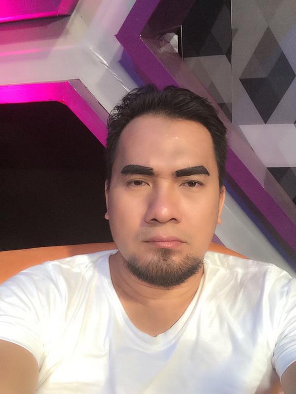 Foto-Foto Selfie Saipul Jamil yang lagi Hits