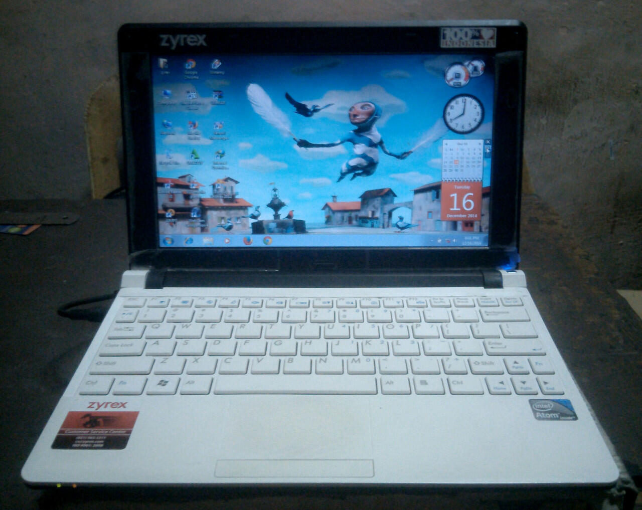 Netbook Zyrex SKY LW1221 Mulus Murmer