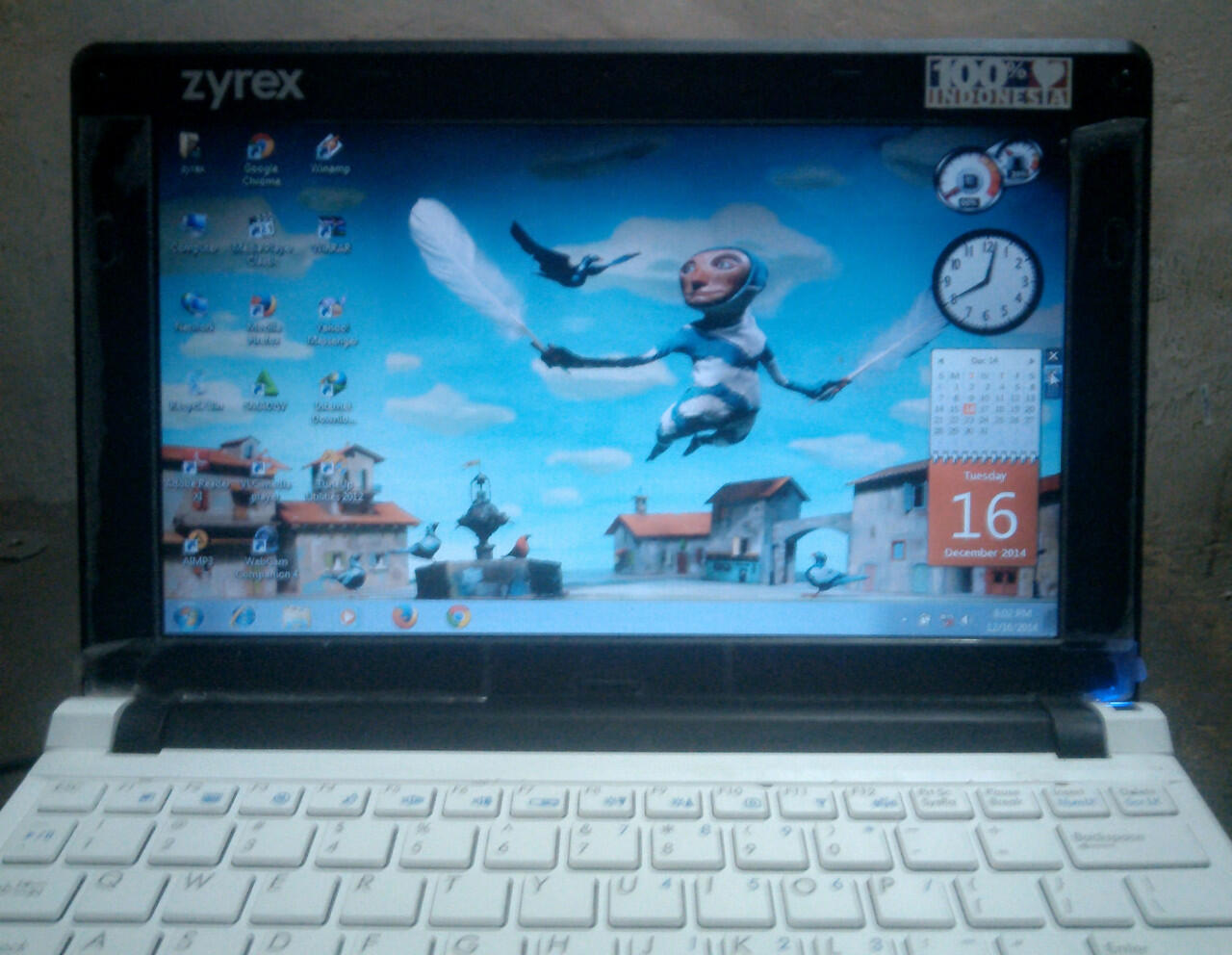 Netbook Zyrex SKY LW1221 Mulus Murmer