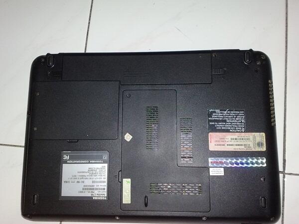 GAMING TOSHIBA L745 CORE i3 KOMPLIT SEGEL UTUH VGA NVIDIA 1GB (SOLO)