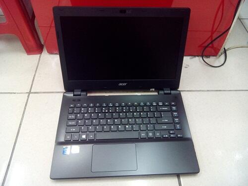 Acer TRAVEL MATE TMP246-MG-74UK