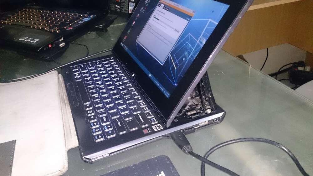 laptop sony duo 11,6" layar bisa di lipat seperti tablet