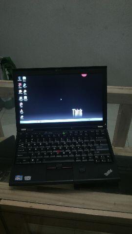 Laptop LENOVO THINKPAD X220