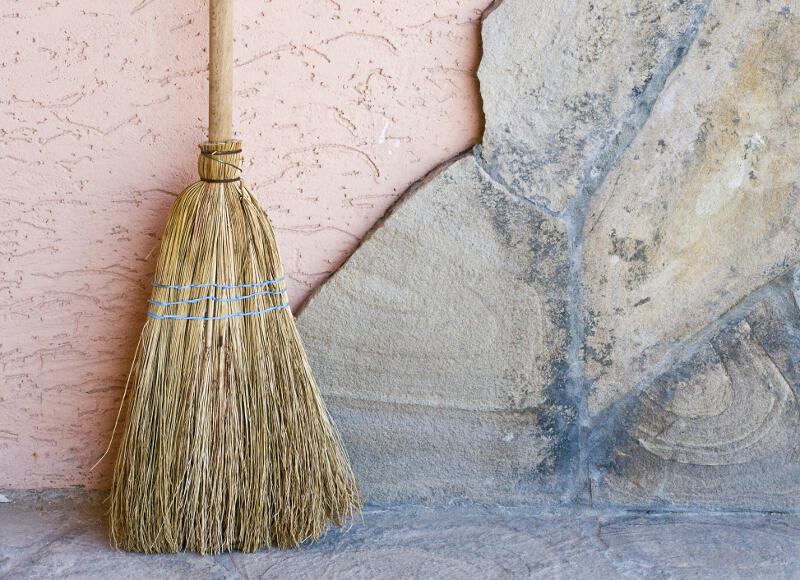 8 Tradisi Liburan yang Unik di Dunia