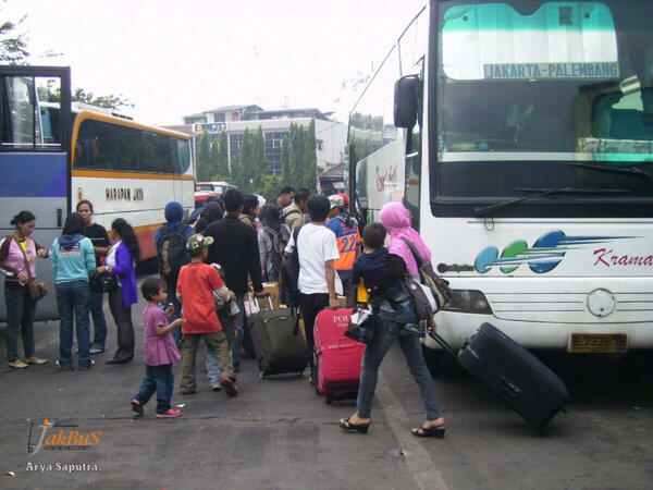 Mengupas Tuntas Semua Yang Ada Di Terminal Bus